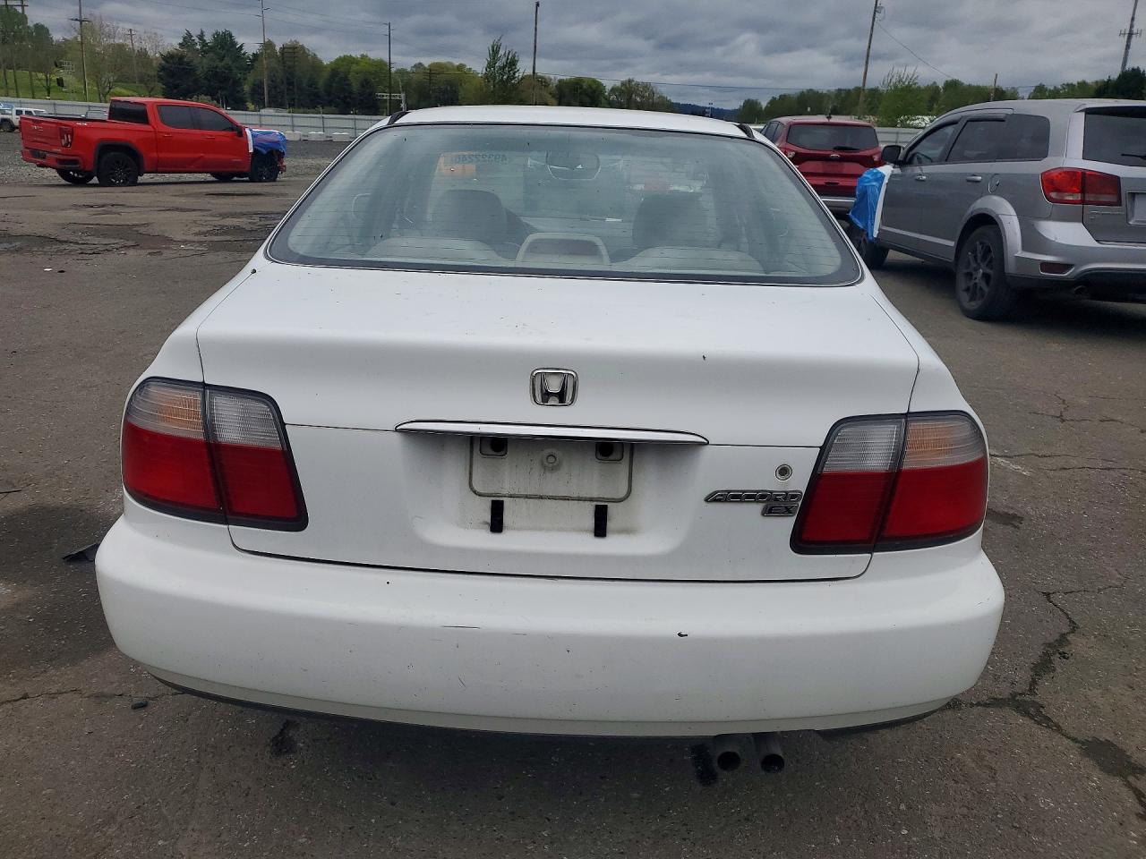 1996 HONDA ACCORD EX photo 6
