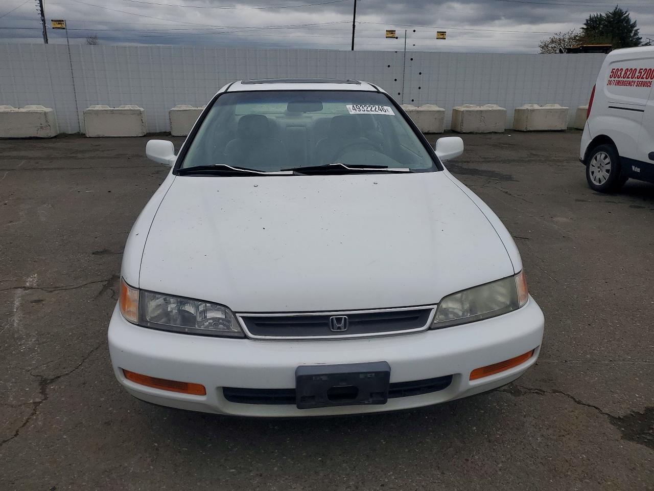 1996 HONDA ACCORD EX photo 5