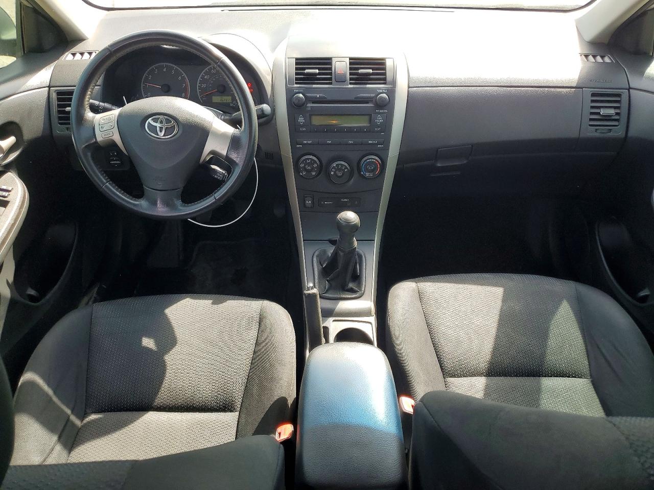 2009 TOYOTA COROLLA S photo 8