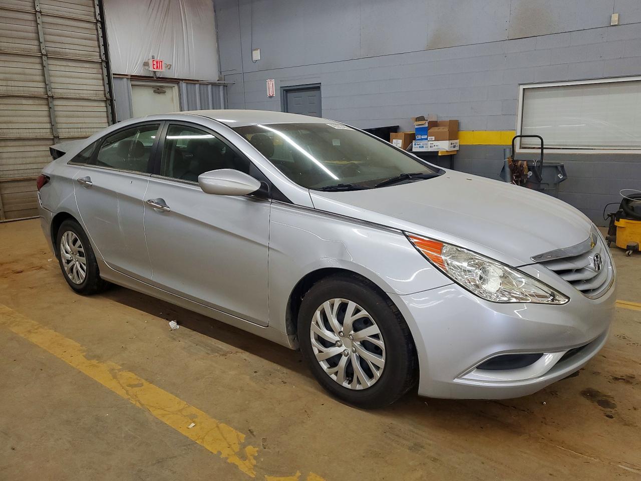 2013 HYUNDAI SONATA GLS photo 7