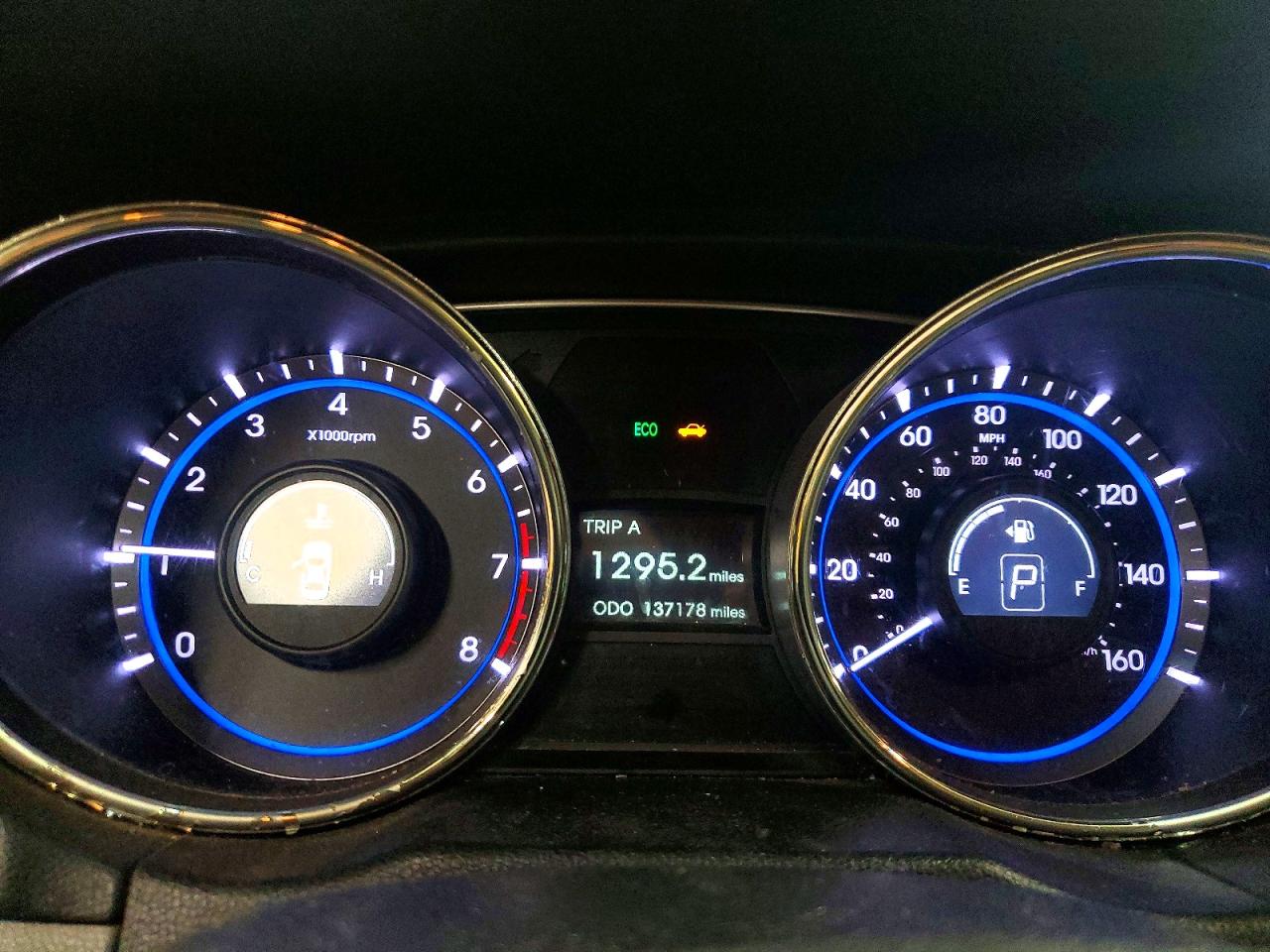 2013 HYUNDAI SONATA GLS photo 17