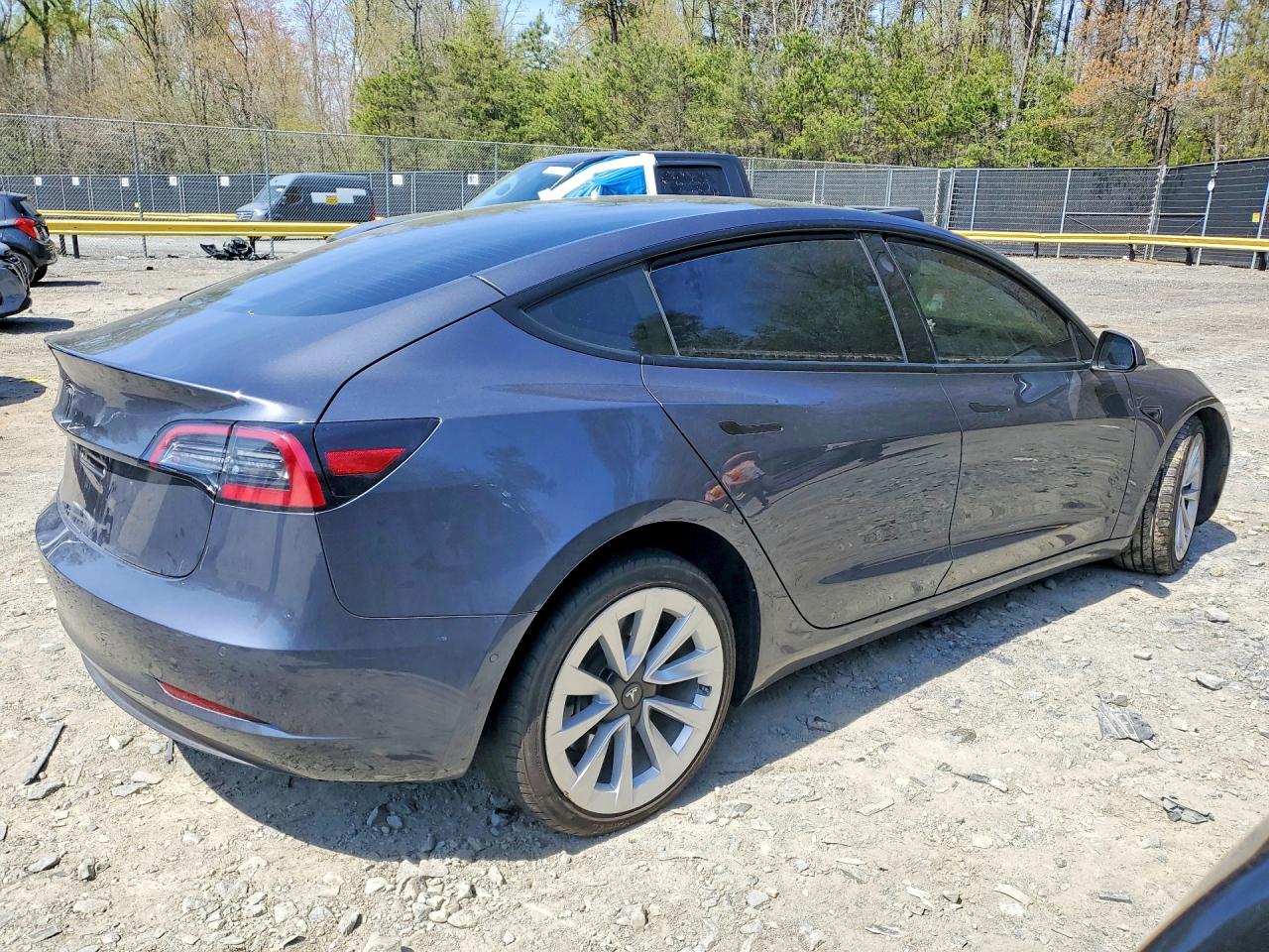 2022 TESLA MODEL 3 photo 5
