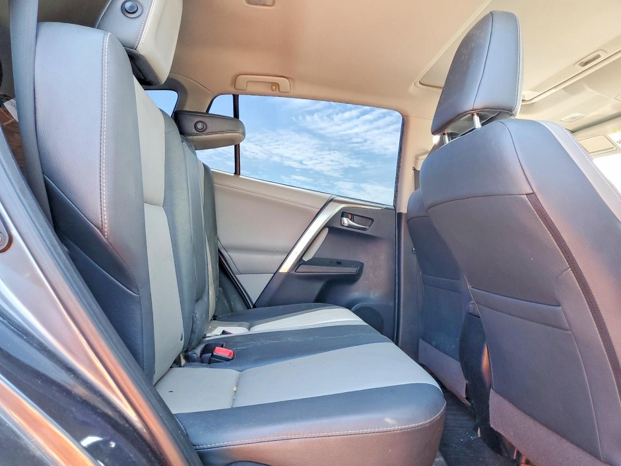 2013 TOYOTA RAV4 LIMITED photo 21