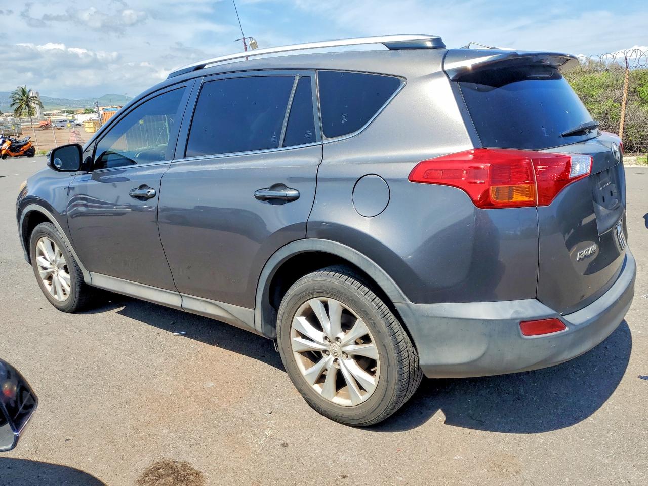 2013 TOYOTA RAV4 LIMITED photo 3