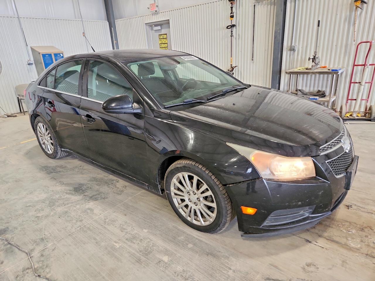 2013 CHEVROLET CRUZE ECO photo 4