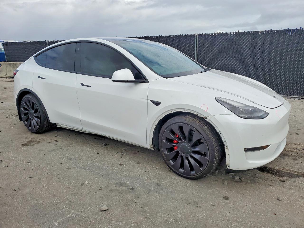 2021 TESLA MODEL Y photo 7