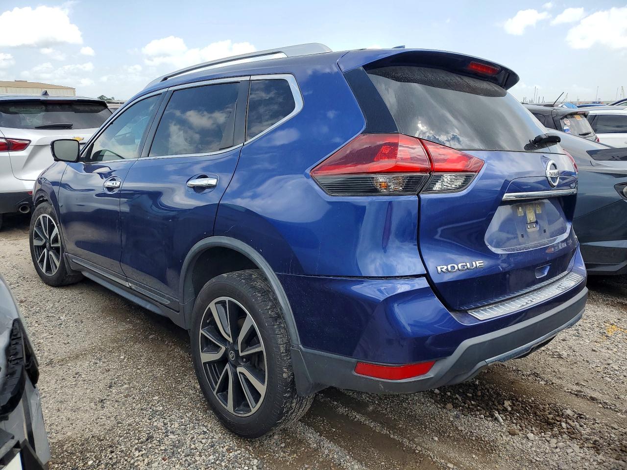 2018 NISSAN ROGUE SL photo 2