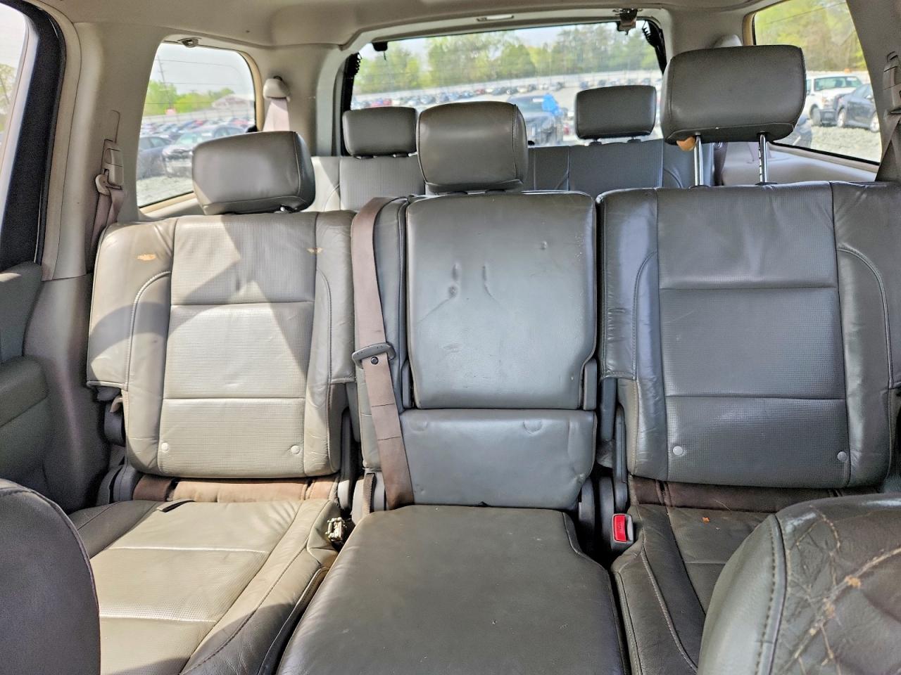 2004 NISSAN ARMADA SE photo 28