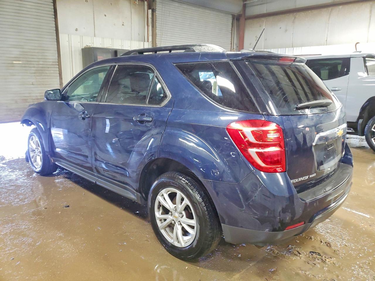 2017 CHEVROLET EQUINOX LT photo 3
