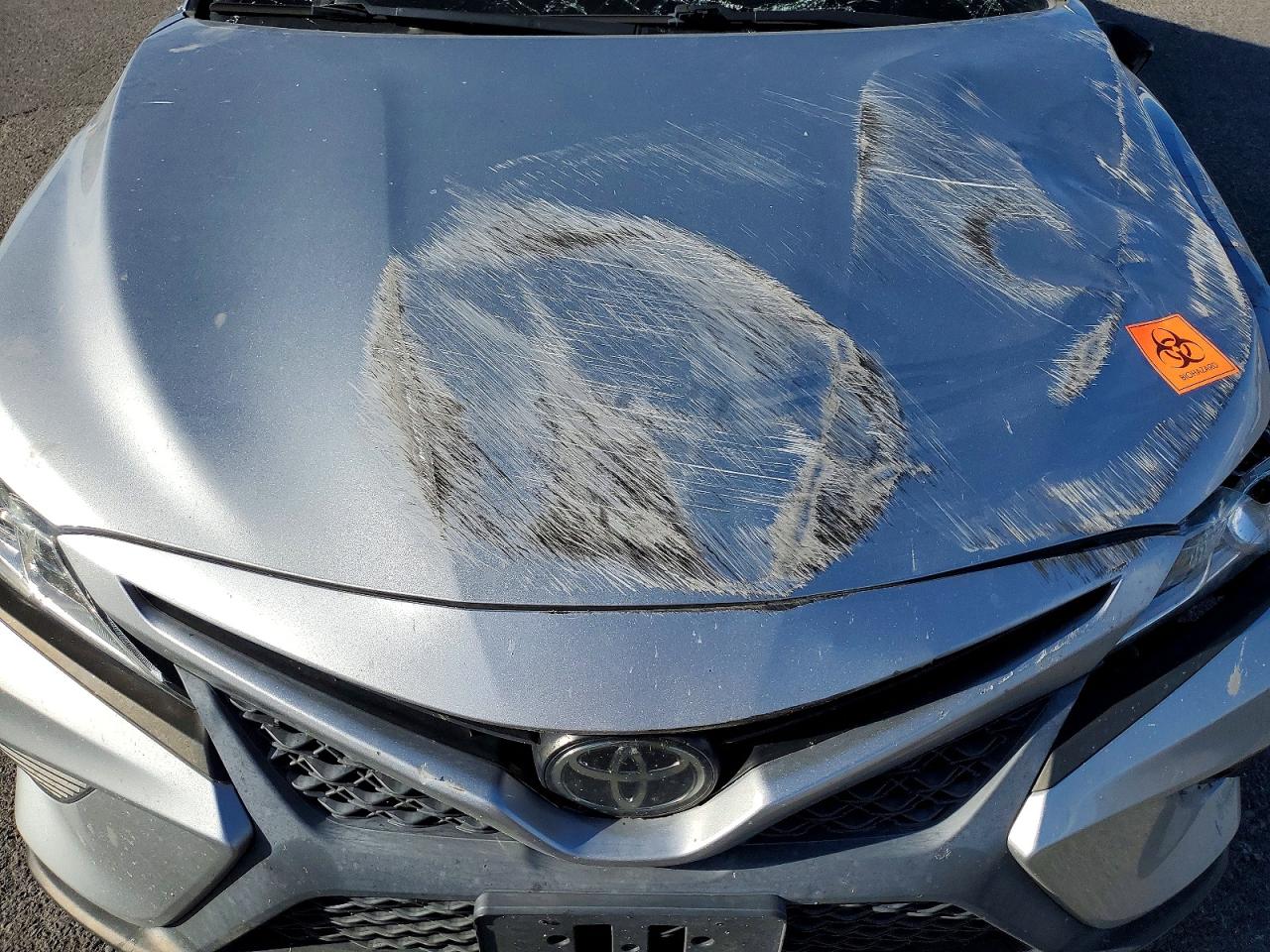 2020 TOYOTA CAMRY SE photo 21