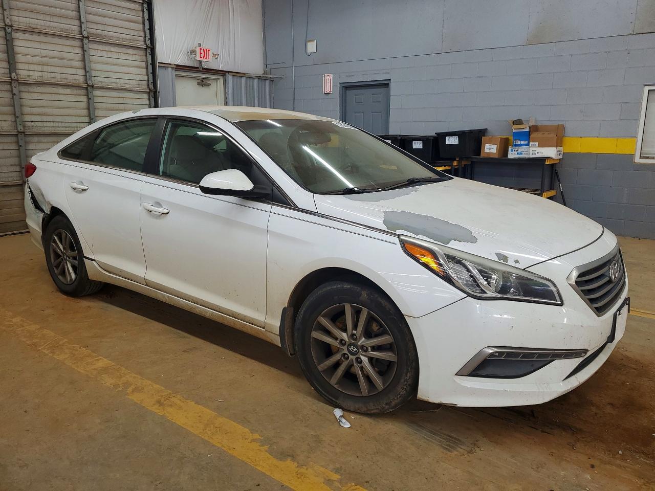 2015 HYUNDAI SONATA SE photo 4