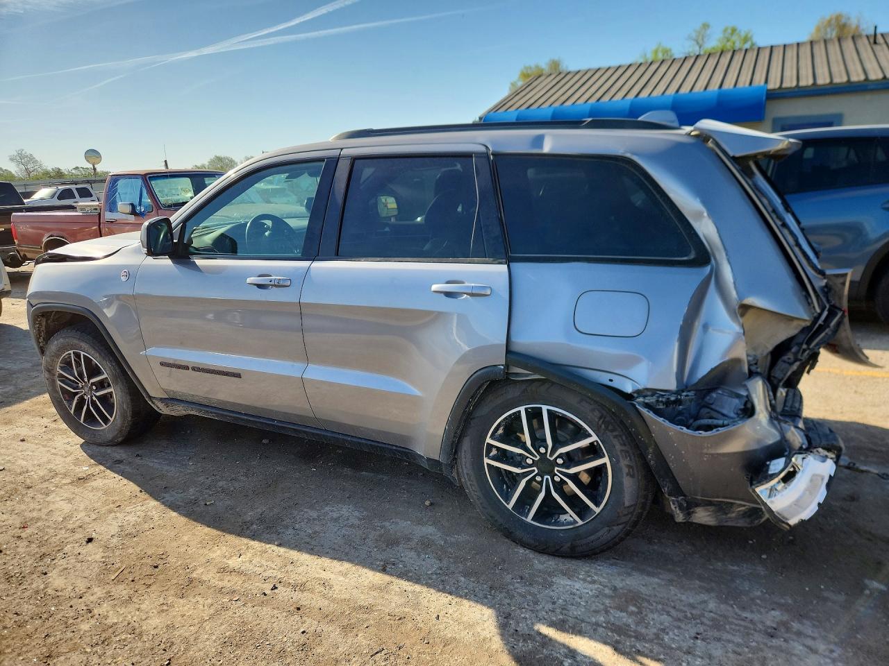 2020 JEEP GRAND CHEROKEE TRAILHAWK photo 4