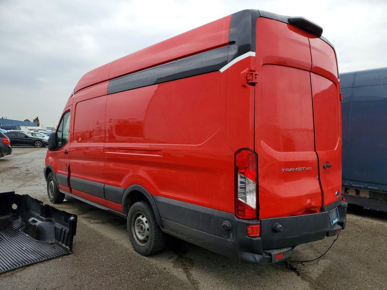2018 FORD TRANSIT 250 UTILITY / SERVICE VAN photo 3