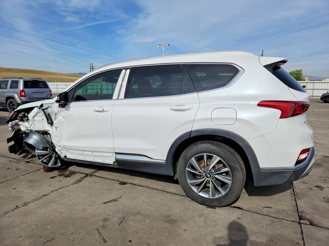 2019 HYUNDAI SANTA FE SEL PLUS 2.4L photo 4