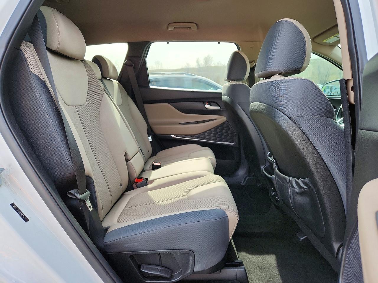 2019 HYUNDAI SANTA FE SEL PLUS 2.4L photo 31