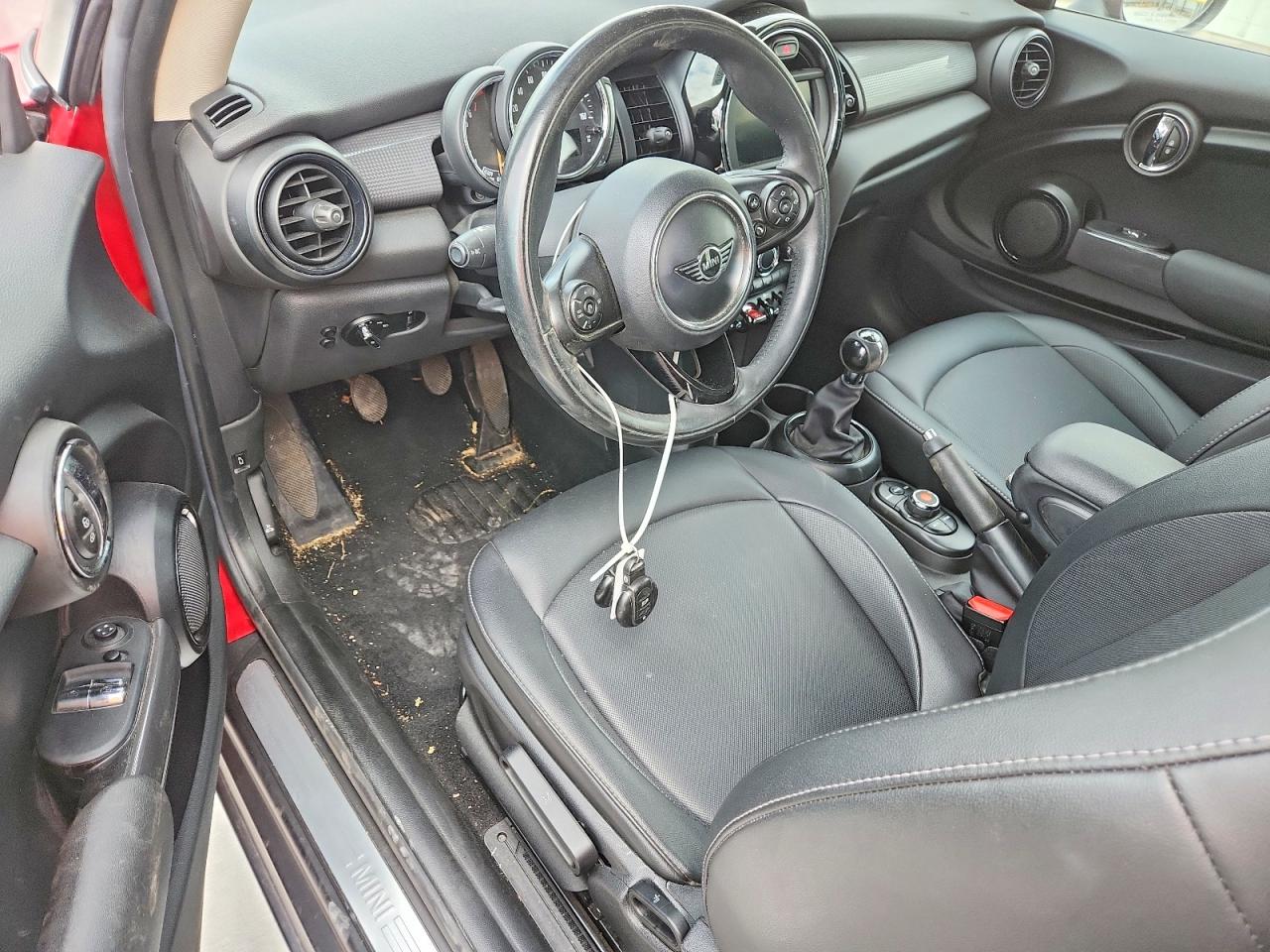2019 MINI COOPER photo 8