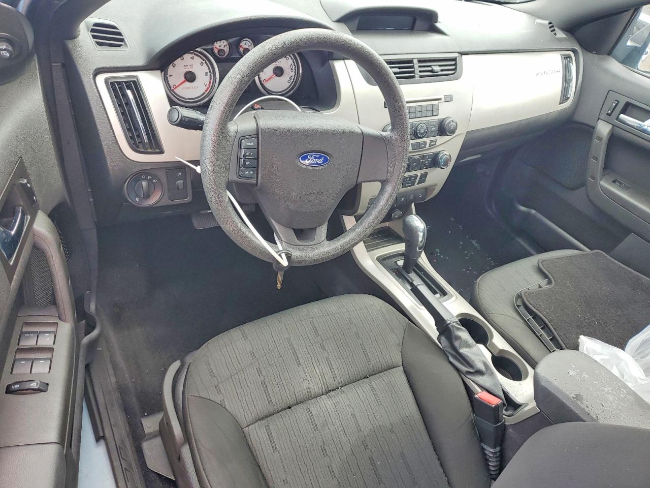 2008 FORD FOCUS SE photo 15