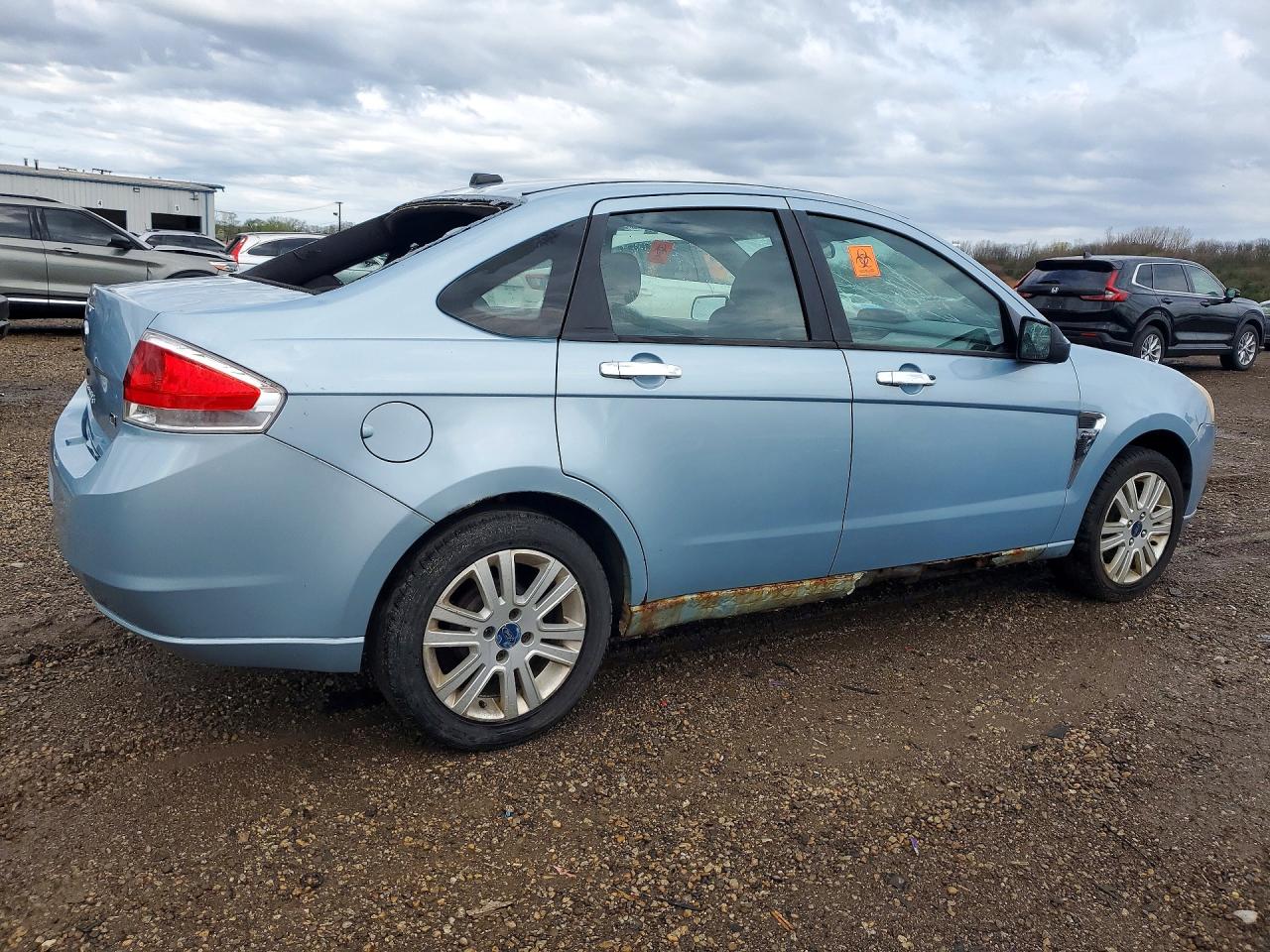 2008 FORD FOCUS SE photo 5