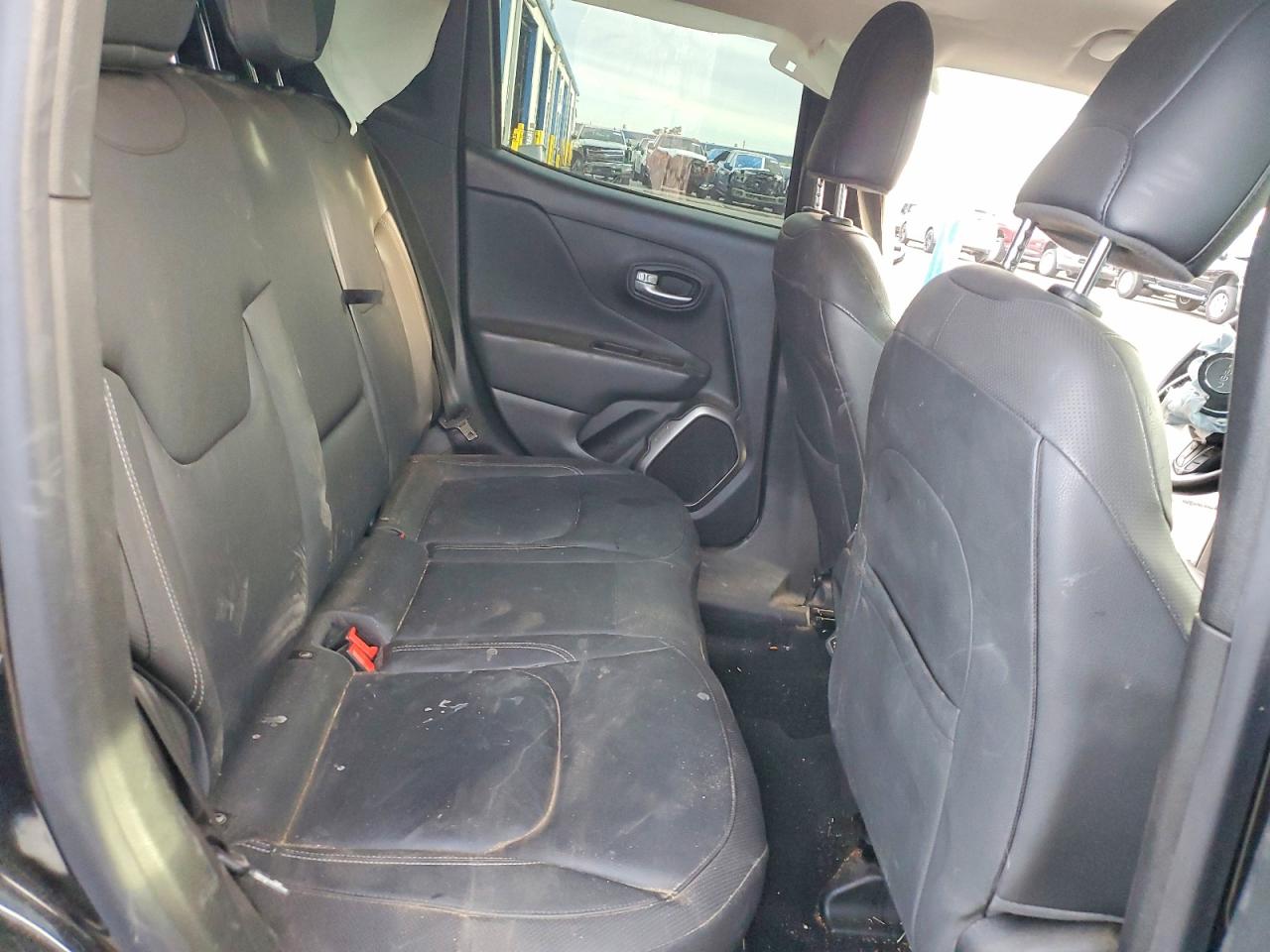 2019 JEEP RENEGADE LIMITED photo 28