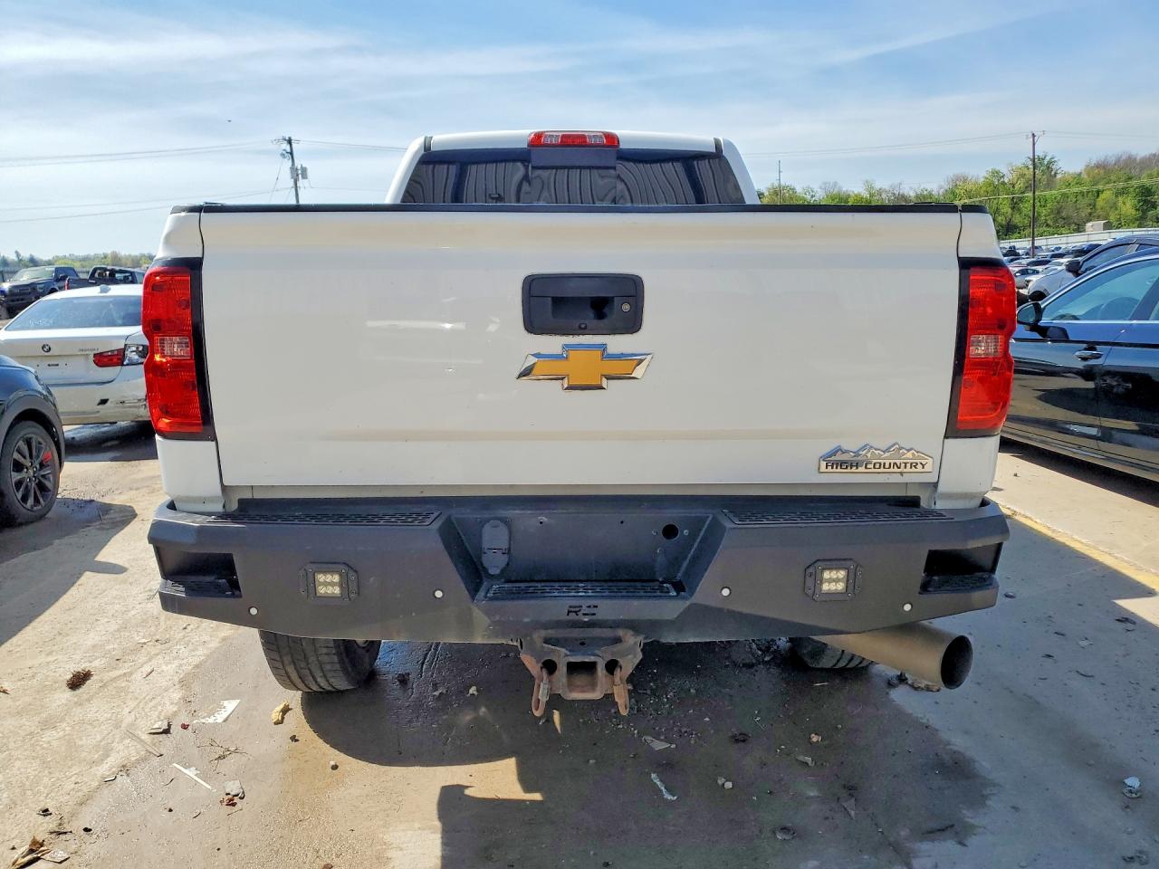 2016 CHEVROLET SILVERADO K2500 HIGH COUNTRY photo 11