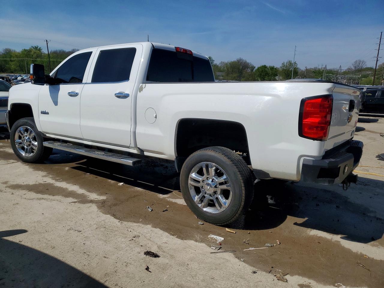 2016 CHEVROLET SILVERADO K2500 HIGH COUNTRY photo 3