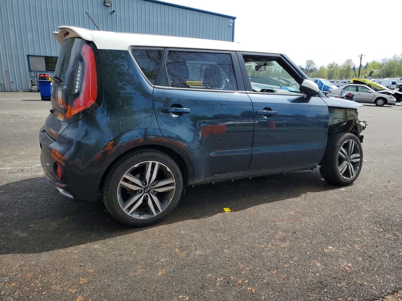 2018 KIA SOUL + photo 3