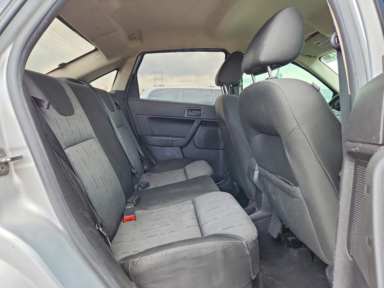 2008 FORD FOCUS SE photo 10