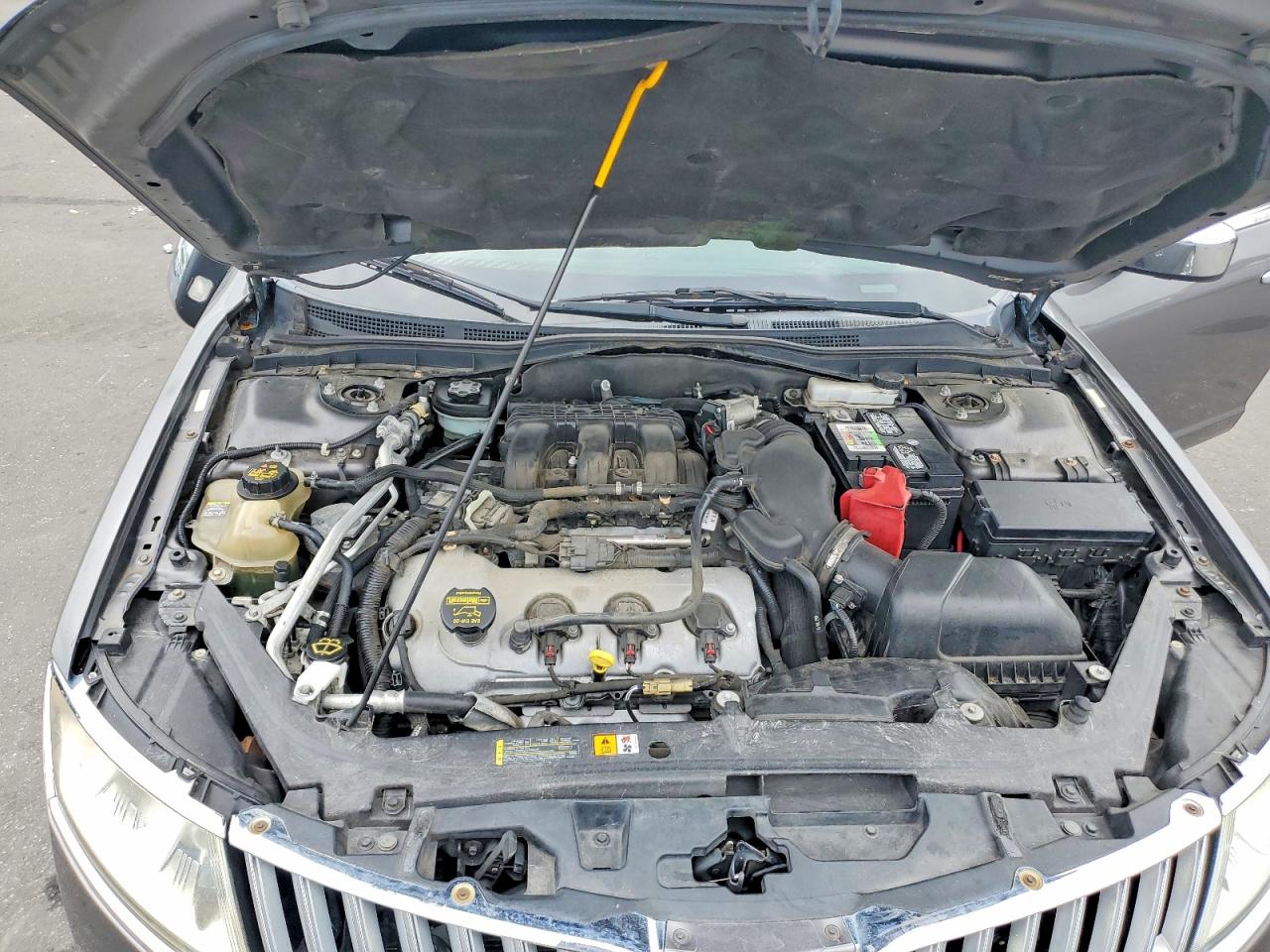 2011 LINCOLN MKZ photo 11