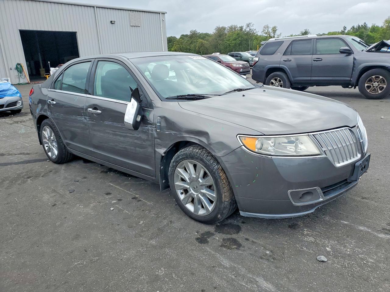 2011 LINCOLN MKZ photo 4