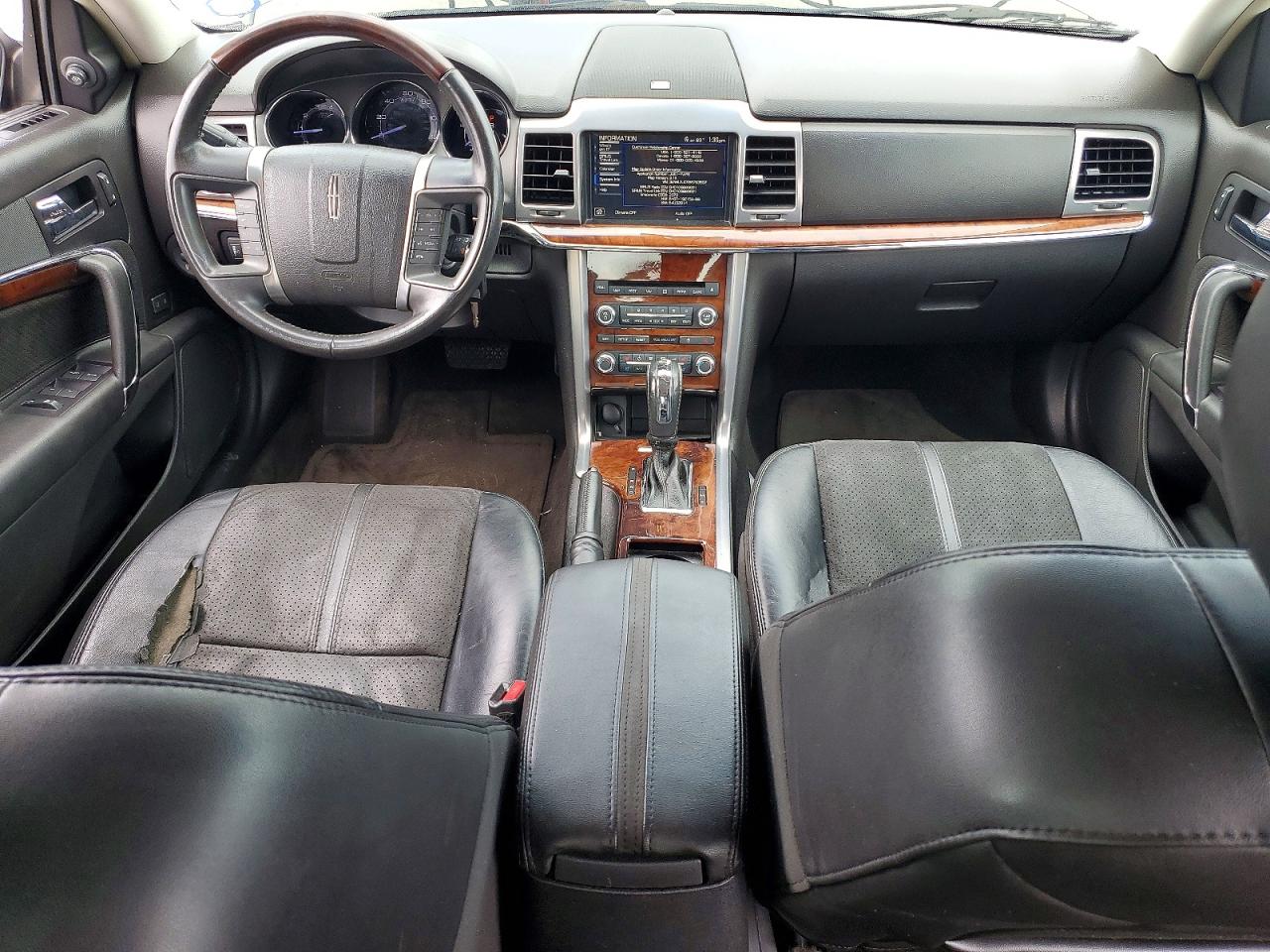 2011 LINCOLN MKZ photo 8
