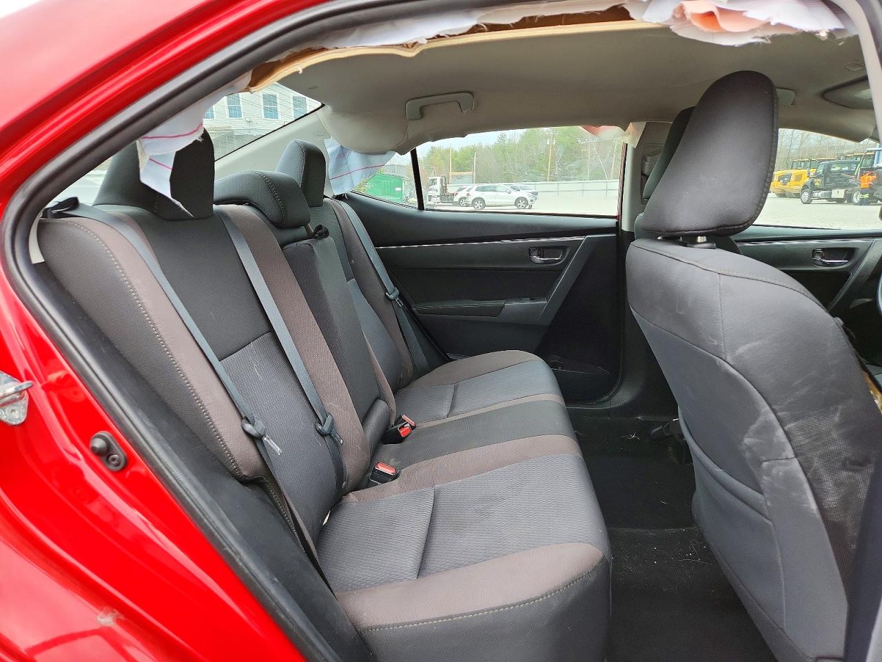 2019 TOYOTA COROLLA LE photo 10