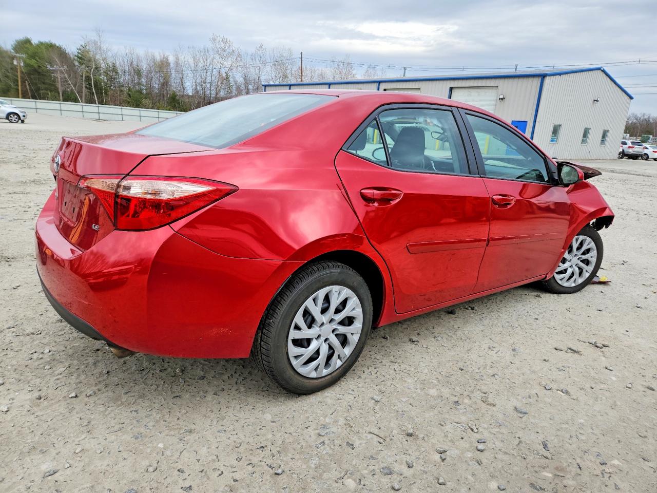 2019 TOYOTA COROLLA LE photo 3