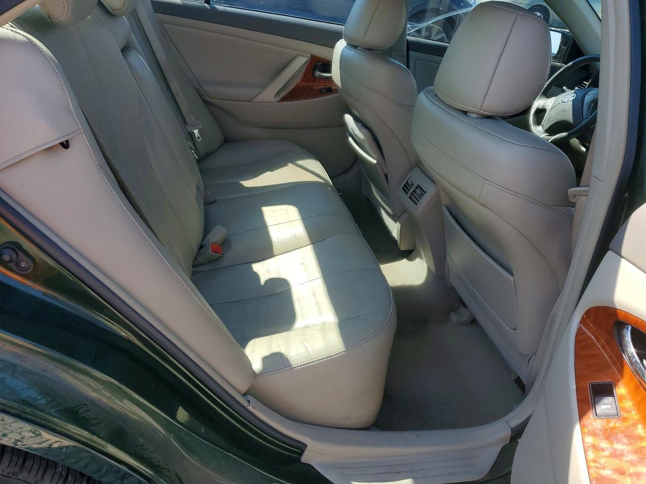 2010 TOYOTA CAMRY HYBRID photo 28