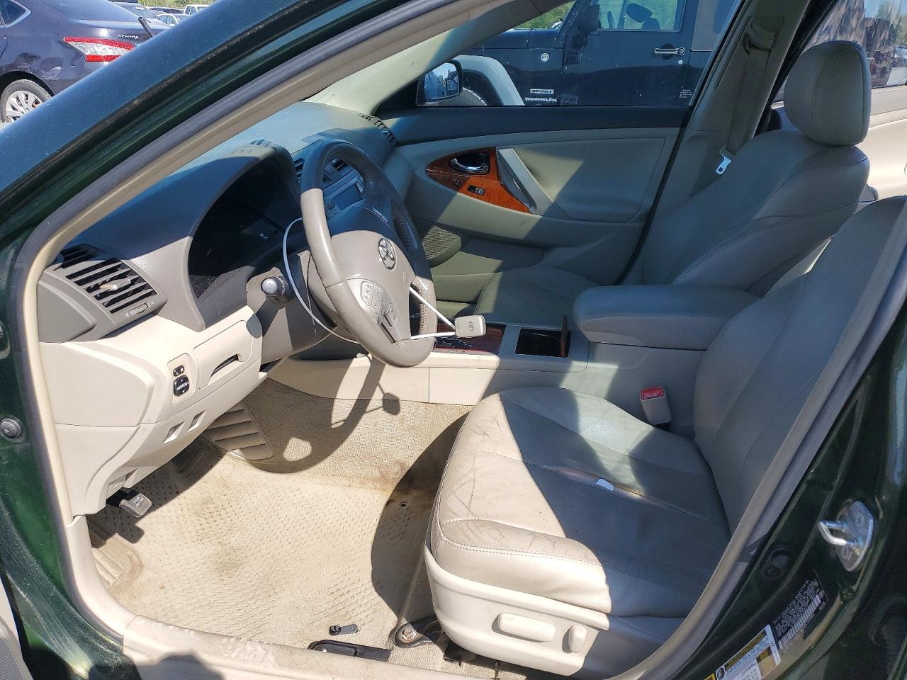 2010 TOYOTA CAMRY HYBRID photo 19