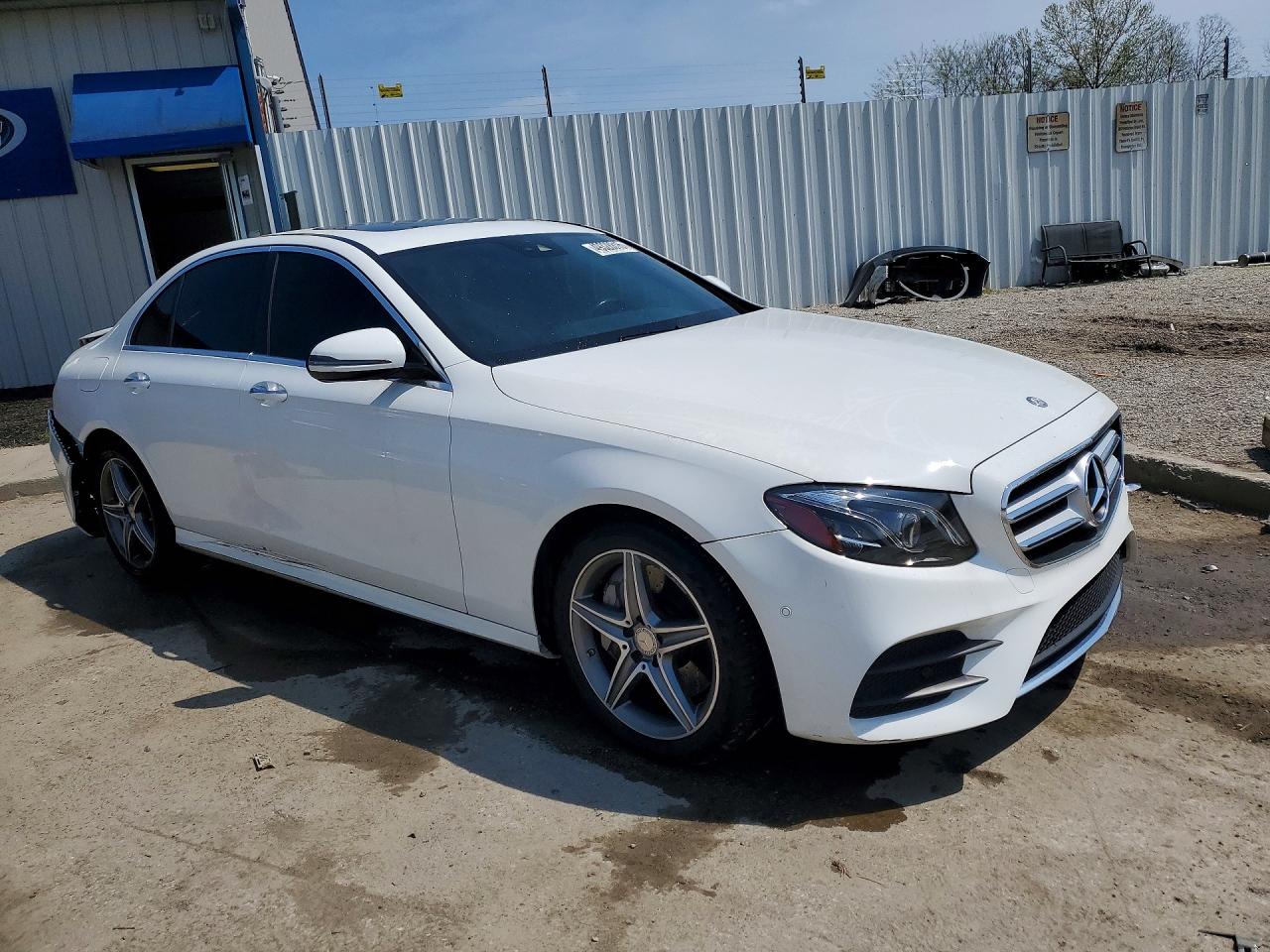 2017 MERCEDES-BENZ E 300 4MATIC photo 4