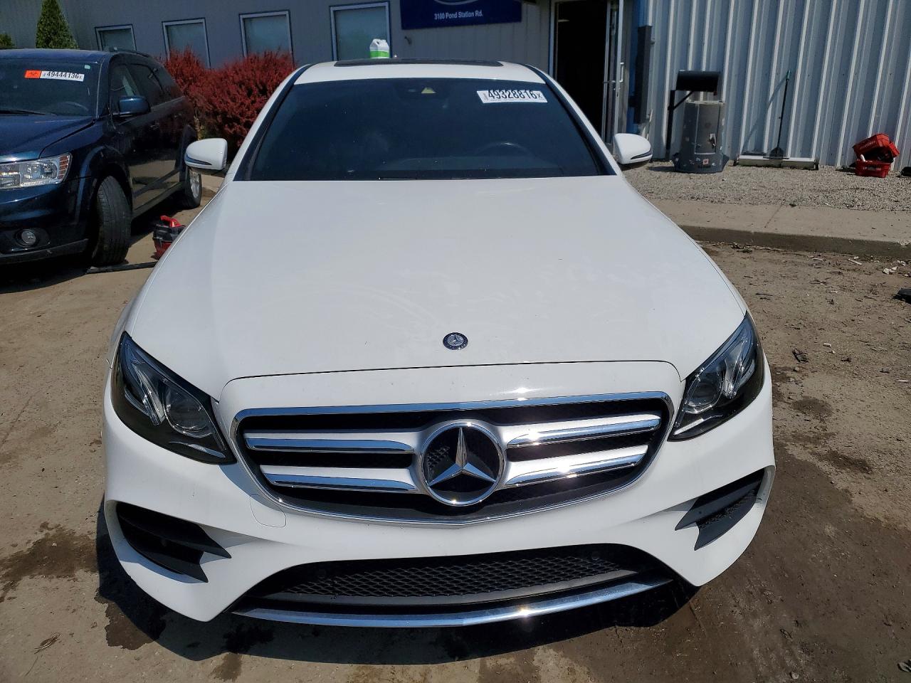 2017 MERCEDES-BENZ E 300 4MATIC photo 5