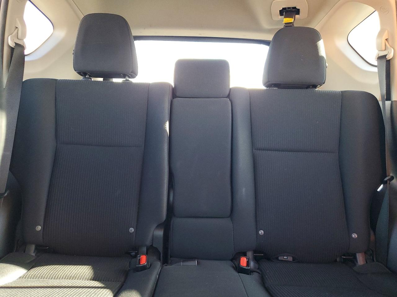 2018 TOYOTA RAV4 LE photo 19