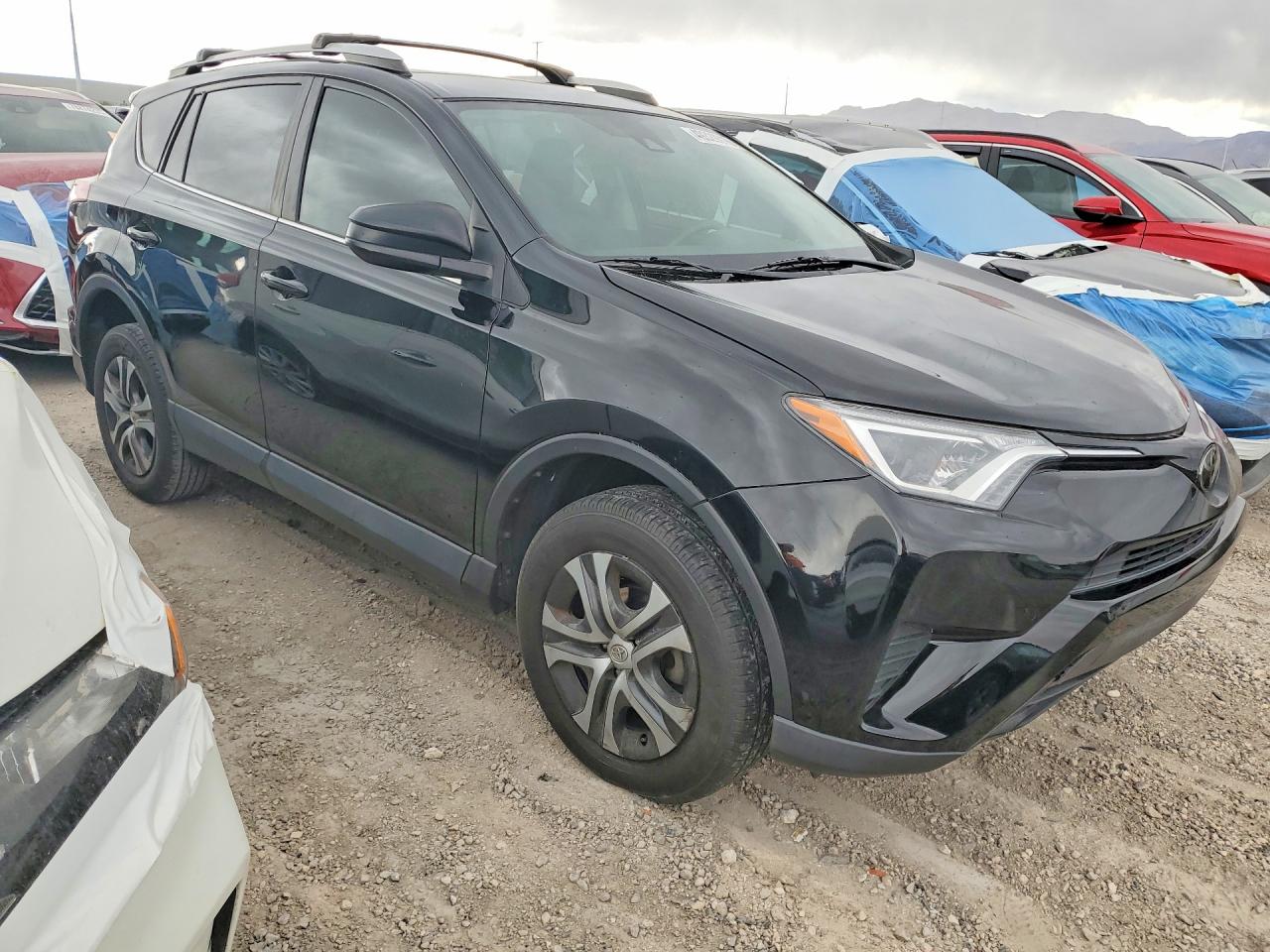 2018 TOYOTA RAV4 LE photo 7