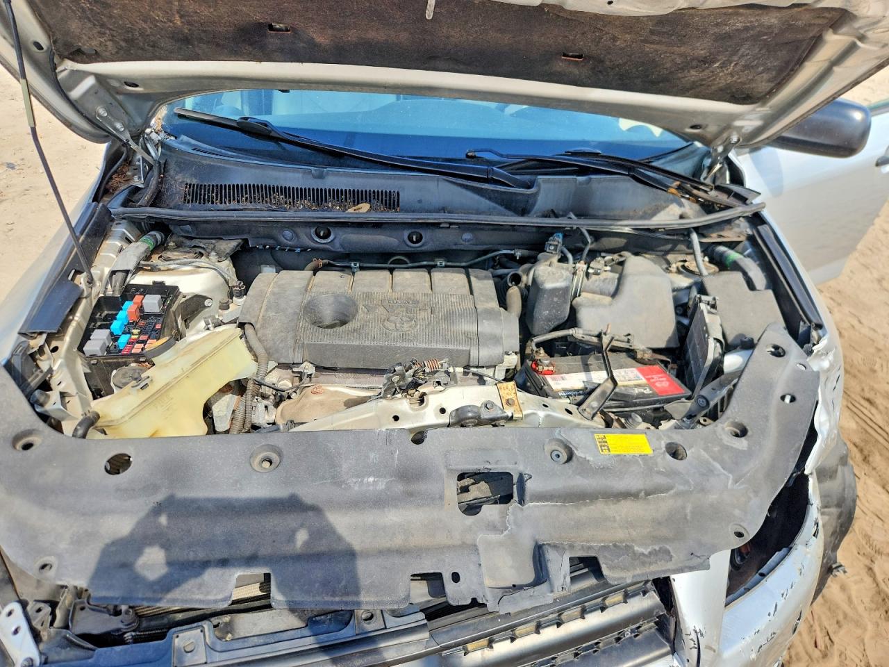 2012 TOYOTA RAV4 BASE photo 34