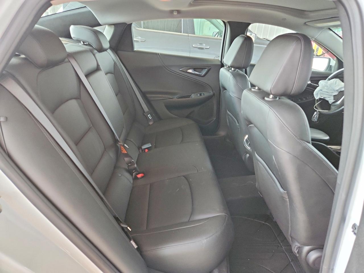 2022 CHEVROLET MALIBU LT photo 10