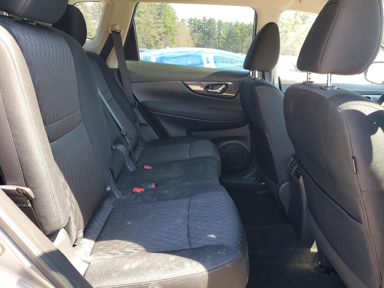 2018 NISSAN ROGUE SV photo 21