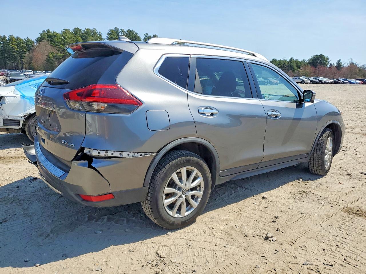 2018 NISSAN ROGUE SV photo 5