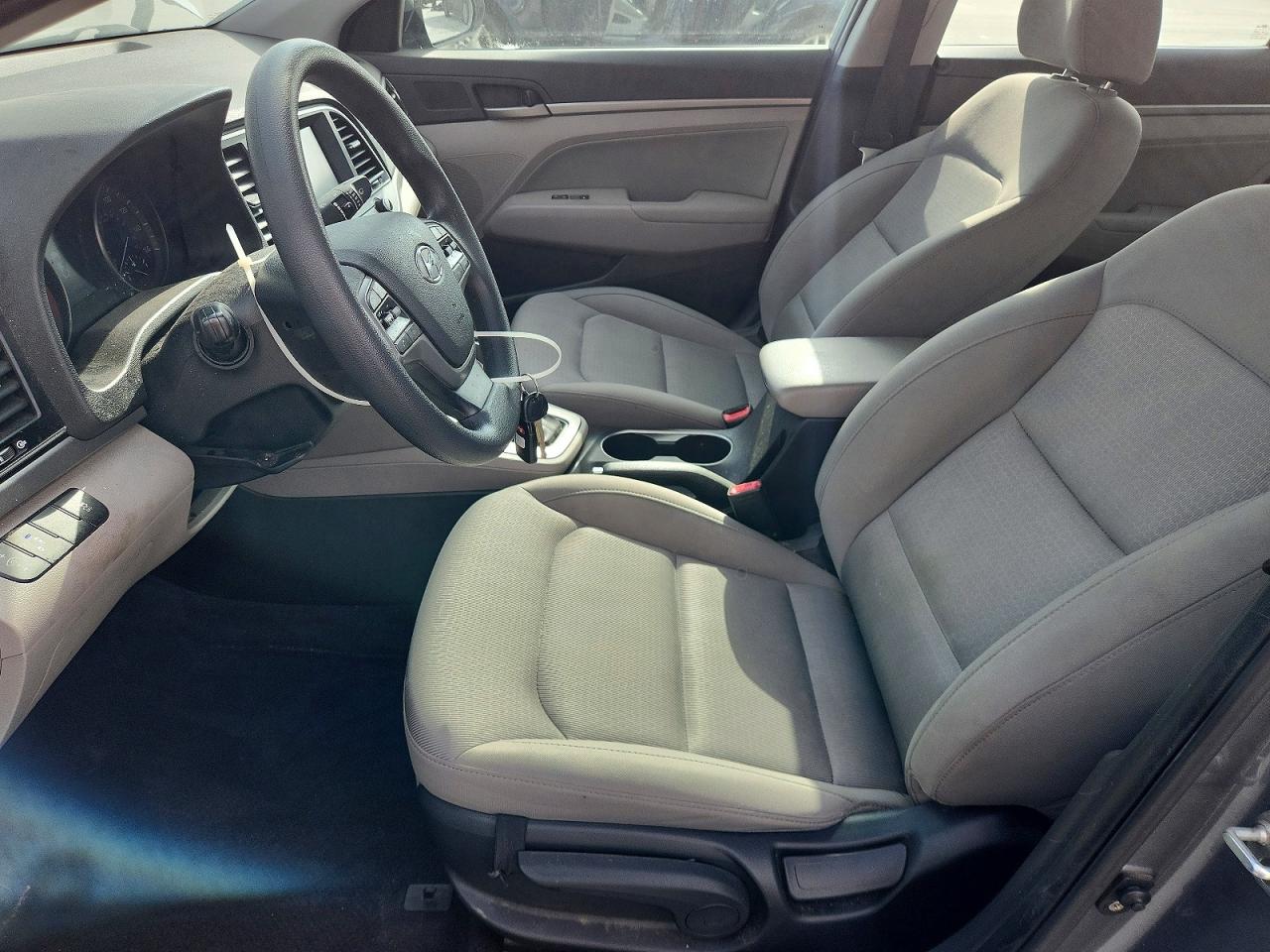 2018 HYUNDAI ELANTRA SEL photo 19