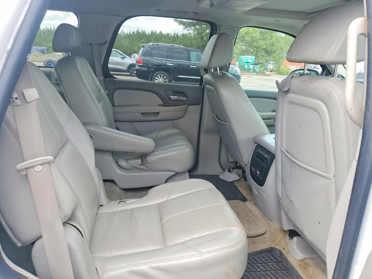 2007 CHEVROLET TAHOE C1500 photo 21