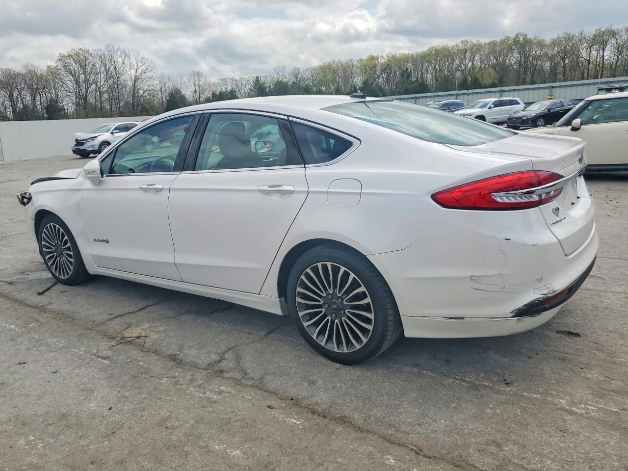2018 FORD FUSION SE HYBRID photo 2