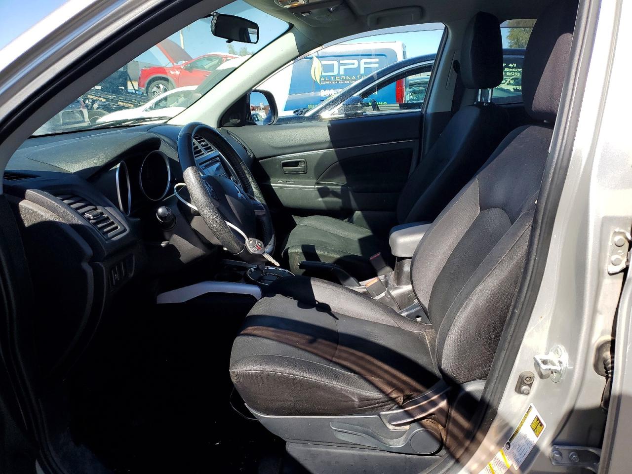 2014 MITSUBISHI OUTLANDER SPORT ES photo 19