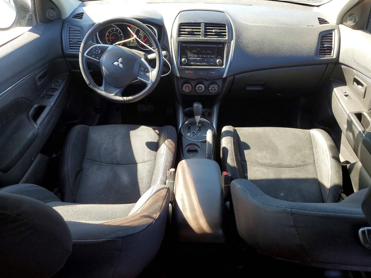 2014 MITSUBISHI OUTLANDER SPORT ES photo 22