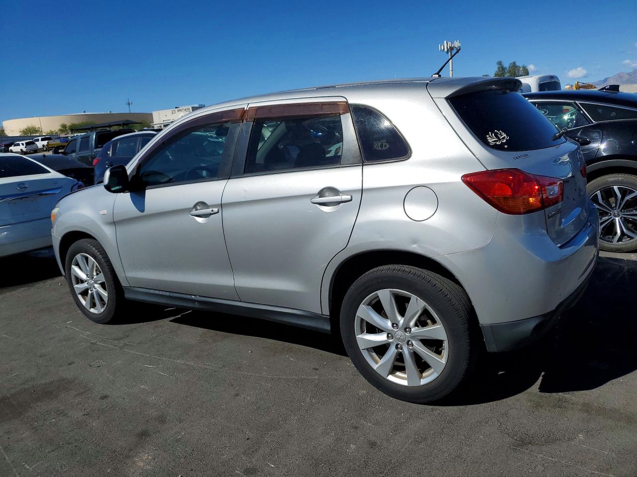 2014 MITSUBISHI OUTLANDER SPORT ES photo 4