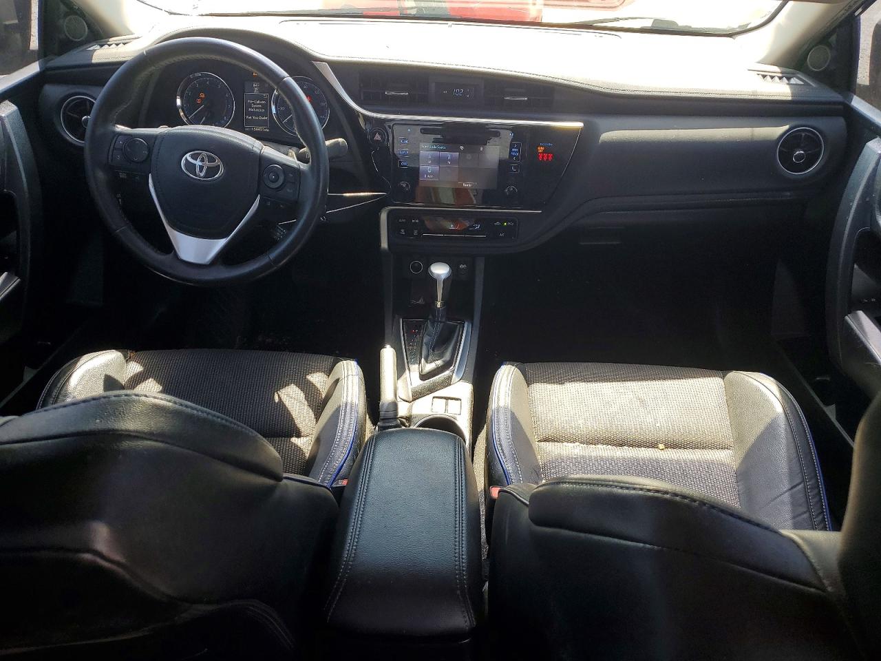 2018 TOYOTA COROLLA SE photo 15