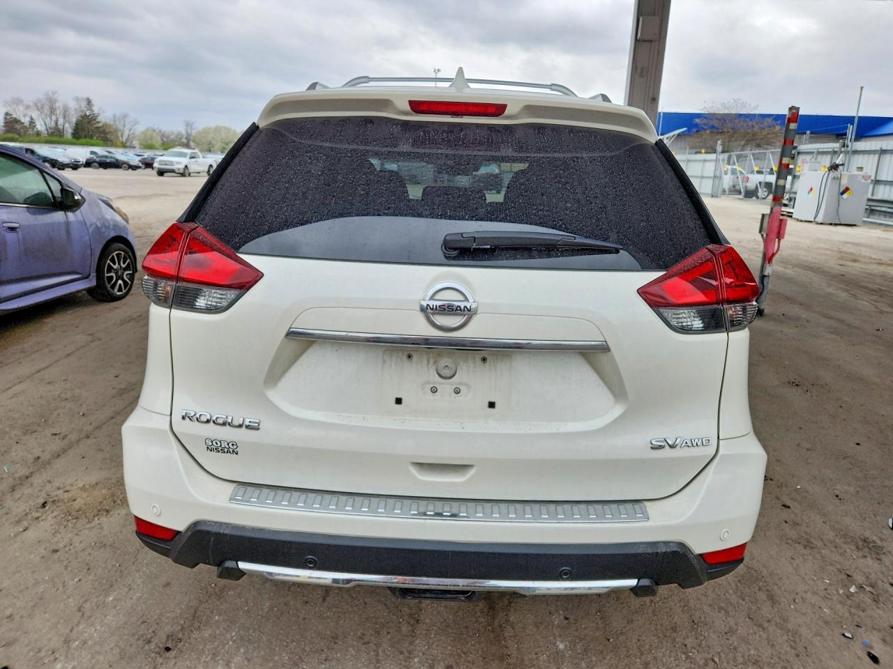2019 NISSAN ROGUE SV photo 16